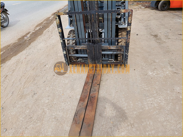 Xe nâng Xăng Nissan ETB-P1F2