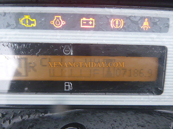 Xe nâng Xăng NISSAN P1F1A18D