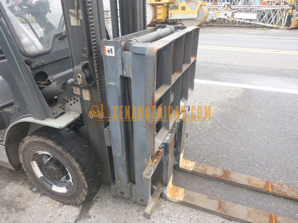 Xe nâng Xăng Nissan PL02A25W