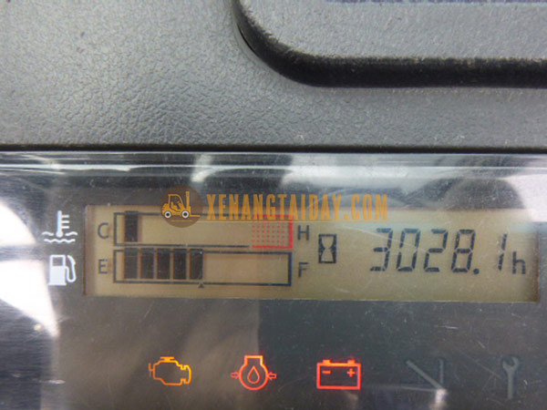 Xe nâng Xăng TOYOTA 02-8FG25