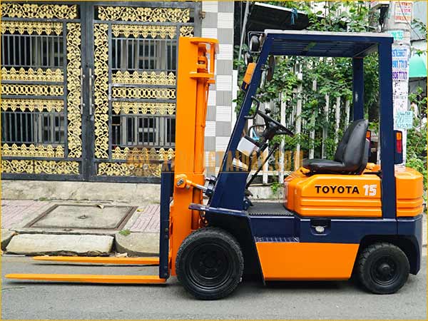 Xe nâng xăng TOYOTA 40-5FGL15