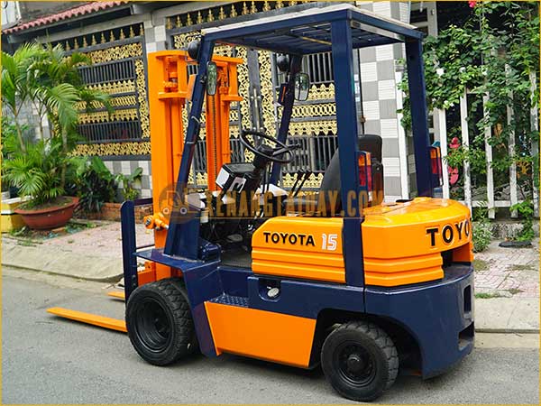 Xe nâng xăng TOYOTA 40-5FGL15