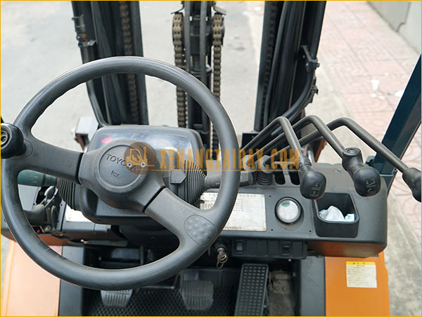 Xe nâng gas TOYOTA 42-7FGK20