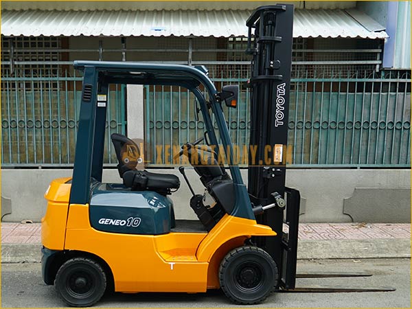 Xe nâng xăng TOYOTA 7FG10