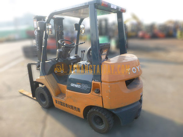Xe nâng Xăng TOYOTA 7FGKL20