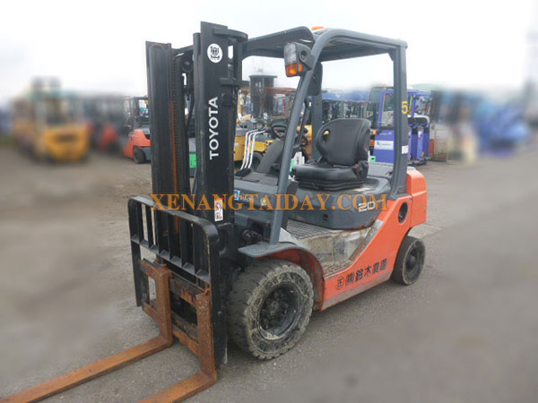 Xe nâng Xăng TOYOTA 8FG20