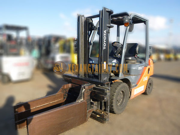 Xe nâng Xăng TOYOTA 8FG20