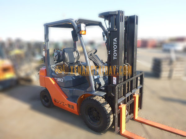 Xe nâng Xăng TOYOTA 8FG20