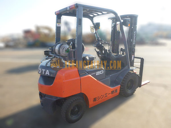 Xe nâng Xăng TOYOTA 8FG20